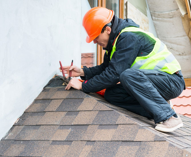 Why It is Better to Seek Professional Help for Roof Repairs in Burbank?