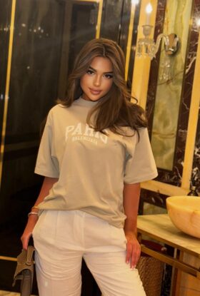 Genuine~ Call girls in Kailash Colony Delhi — Call |@:-8860082808