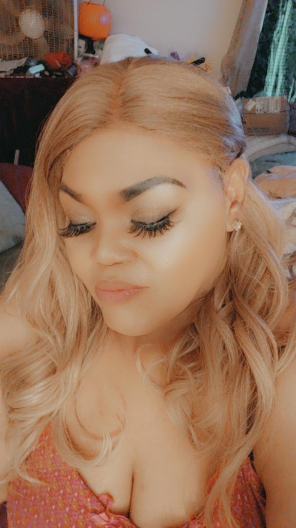 The Insecure Chick 🥀