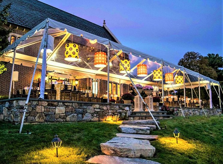 WHY EVERY PARK NEEDS A COMMERCIAL SHADE STRUCTURE