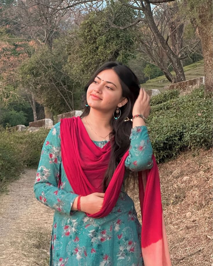 69→Sex 9643900018 Call Girls In Saket Delhi Ncr