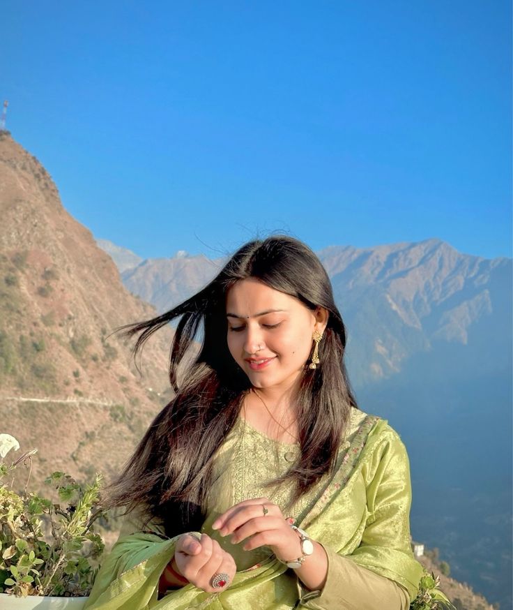 69→Sex 9643900018 Call Girls In Sarita Vihar Delhi Ncr